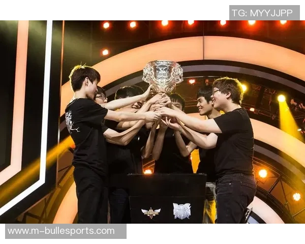 电竞新闻王者荣耀EDG战队灵活性分析与战术创新探讨